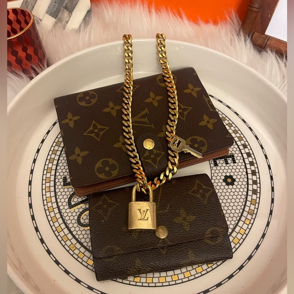 Authentic Louis Vuitton Lock and Key Set on Chain - Picture 1 of 13
